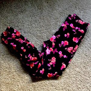 VS Pink leggings NWOT